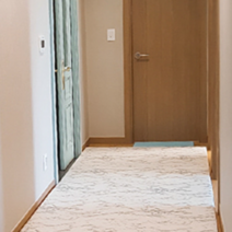 쁘띠메종 맞춤 2단 폴더 놀이매트, 앞(화이트마블), 뒤(웜그레이)