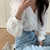 비비에모 러블리 프릴 버튼 브이넥 긴팔 블라우스 04163