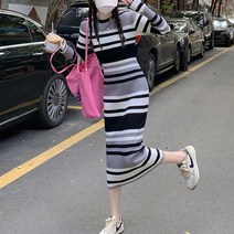 어썸풀 뮤벨 스트라이프 니트 원피스
