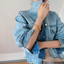 퀸앤조이 가죽카라 밑단컷팅 빈티지 연청 데님자켓