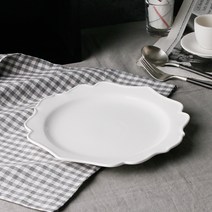 레이스 원형접시 3호 스테이크 디저트 파스타 그릇 홈카페 엔틱 도자기 양식 디너 플레이트