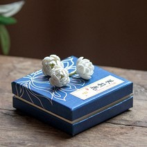 크리 에이 티브 차 새언니생일선물 예비시어머니선물 언니결혼선물 친구결혼선물 보이차다기세트, 자스민 3 개의 꽃 선물 상자