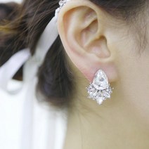 블론디 웨딩 드레스 셀프 촬영 파티 돌잔치 스튜디오 본식 큐빅 귀걸이