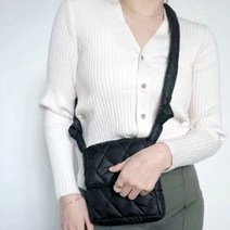 귀여운 패딩 퀼팅 크로스 가방 소풍 여행 미니 백