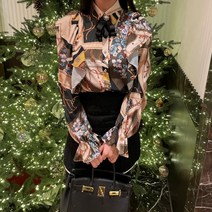 쮸샵 리본 체인 블라우스