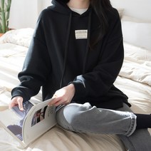 데일리앤 카린 라벨 패치 루즈핏 기모 후드티셔츠