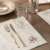 데코뷰 라인 포인트 로즈 자수 테이블매트, 상세설명 참조