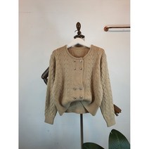 윤스토어 겨울 여성 하트버튼 덮라인 가디건
