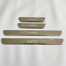 경주 ISUZU 차량용 LED 웰컴 도어 씰 플레이트 무선 조명 마그네틱 2020 DMAX, 한개옵션0