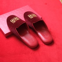 여성 실내화 레트로 벨벳 술 수제 모조 가죽 신부의 결혼식 신발 가정용 실내 여성용 나무 바닥 슬리퍼 남성용 봄 가을