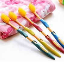 부드러운 미세모칫솔4p 금 숯 택1 고급칫솔 인생칫솔고급칫솔 구강용품 구강케어 귀여운칫솔 롱칫솔 미세모 미세모칫솔 미세칫솔 보건소칫솔 부드러운모칫솔 부드러운칫솔 성인용칫솔 어금니칫솔 어른칫솔 욕실용품 인생칫솔 일반칫솔 저자극칫솔 청결하게 초극세모칫솔 초극세사모 초미세, 금칫솔4P