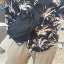 라프리 여행용 방수 심플 슬링백