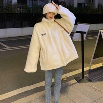 여자아우터스타일링 귀여운뽀글이자켓 집업캐주얼룩패션 여자친구옷선물 예쁜집업여자외투 여자데이트복장