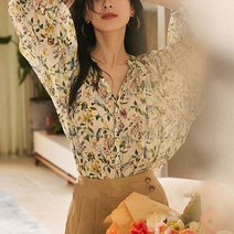 칠부 소매 상의 여자 센스 있는 디자인감의 유니폼 블라우스 플라워 블라우스