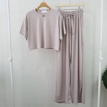 상상그이상 여성용 국내제작 냉장고 트레이닝 세트 부드러운 촉감왕 크롭 반팔 티셔츠 스판좋은 밴딩팬츠 가볍게 입기 좋은 여성스러운 냉장고소재 코디세트