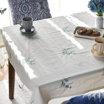 벨라이프 블루에블라썸 자수 테이블보, 내츄럴 + 블루, 4인(130 x 180 cm)