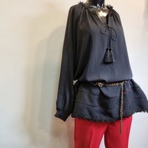 수술 포인트 셔링넥 루즈핏 블랙 블라우스 프리사이즈