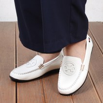 천연소가죽 BDJJE 로고 로퍼 키높이 쿠션 여성 단화 플랫슈즈 발편한