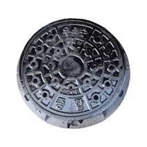 맨홀 맨홀뚜껑 원형맨홀 교체 이면도로용 우수 맨홀뚜껑 648mm, 1개