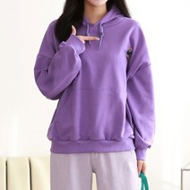 올리비에스클로젯 올리비에스클로젯 데일리 베어 자수 쮸리 후드 티셔츠_O2302TS039A