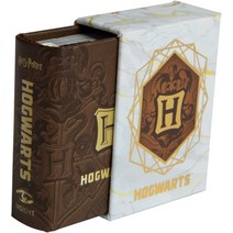 Harry Potter: Hogwarts School of Witchcraft and Wizardry (Tiny Book), Insight Editions