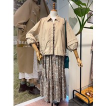 써스데이아일랜드 숏 블루종 자수 점퍼(T216MJP138W)(1272592)
