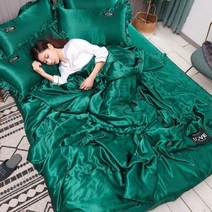 럭셔리 에뮬레이션 실크 퀼트 이불 퀸 하이엔드 봄 여름 새틴 퀼트 기계식 워시 부드럽고 편안한 얇은 이불