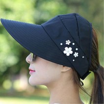 여성여행코디 넓은챙 여름모자 이지캐주얼 썬캡 휴가룩 햇빛가리개 리조트룩 해변룩