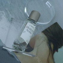 투명 아크릴 악세사리 사진 촬영 소품 2type 화장품 감성 제품 진열대 오브제, 정사각8CM