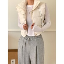 SALE 블랙하이넥베이직숏패딩조끼 기본핏솜빵빵웰론크롭베스트점퍼아웃터여성겨울간절기코디하기좋은 레이어드하기좋은따뜻한스트릿힙합스타일데일리룩꾸안꾸이지웨어
