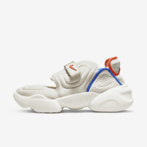 나이키 아쿠아 리프트 프리미엄 여성 신발 DV0783-104