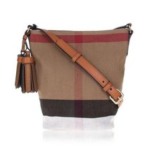 [버버리] [명품]에쉬비 캔버스 체크 스몰 호보백 3982933 1 3982933