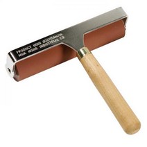 롤러 150mm화방 디자인용품 미술용품 조각공구 롤러 150mm 미술용품세트 홍대 미술용품 미술 이젤 미술교구 화방용품 미술용품 제도용품 미술세트 미술활동 미술용품점 미술용 앞치마 미술도구 애기 용품 미술놀이 미술재료 유아용품, 본상품