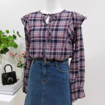 [파인스토리]어깨 프릴 라인 리본끈 소매 셔링 체크 블라우스