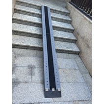 휠체어 경사로 차량진입판 계단 문턱 발판 이동식 접이식 단차 보드 슬로프 안전문턱, 2m