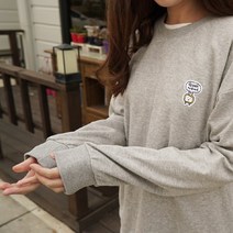 [블레슈] 굿뉴스 자수와펜 오버핏 맨투맨 (그레이) - 커플룩 시밀러룩 커플맨투맨 오버핏맨투맨 맨투맨맛집