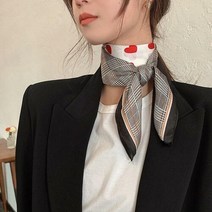 미라클세븐 M7 여자 콘트라스트 격자 하트 봄가을 실키 스카프