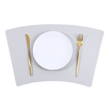 테이블매트 오마주실리콘매트 자개테이블매트 명품식탁매트 실리콘식탁매트 우드테이블매트 종이테이블매트 종이식탁매트 라탄식탁매트 라탄테이블매트 우드식탁매트 가죽식탁매트 라탄매트 실리콘테이, 6건, 황금.