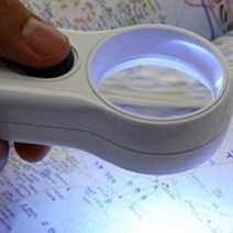 LED조명 휴대용 돋보기 노안 독서확대기 9x 45mm, 상세설명참조