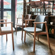 모던 PU 패브릭 원목의자 휴게공간 암체어 (2컬러) 다이닝 깔끔한 앤틱 편한, TT001(커피)