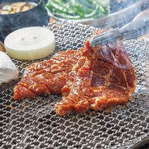 매콤 돼지갈비 맛 매운 양념목살 300G 223342, 1개