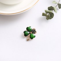 1+1 네잎클로버뱃지 행운 응원 선물 수유역 노점 럭키 커플 남여공용 네잎클로버 브로치, AD