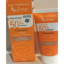 선크림 지성 피부를 위한 Avene Sun Cleanance Solar 틴티드 선크림 SP