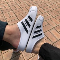 아디다스 남녀공용 아딜렛 클로그 블랙 화이트 2종 크록스 스타일