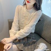 봄 레이스 블라우스 이너 풀오버 긴팔 상의 감미로운 스타일링