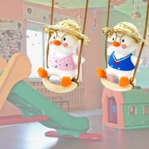 투제이유니버스 그네 타는 오리 소품 인테리어 동물 차량용 자동차 아이방 꾸미기 어린이집 모빌 귀여운, 투제이유니버스 그네타는 귀여운 오리, 투제이유니버스 본상품선택, 핑크