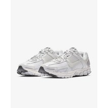 나이키 남성 러닝 운동화 줌 보메로 5 SP 런닝 조깅 워킹 남자 신발 BV1358-001 화이트