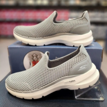 스케쳐스 W몰 남성 대표라인! 고워크6 쿨 시원한 여름용 통기성과 푹신한 쿠셔닝 슬립온 워킹화 그레이 SP0MWCDX062