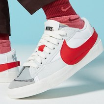 나이키 NIKE 블레이저 로우 77 점보 - 100 1020093106