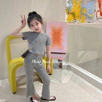 드리머 키즈여아 상하세트여름신상 크롭티+나팔바지세트 심플그레이부츠컷상하세트